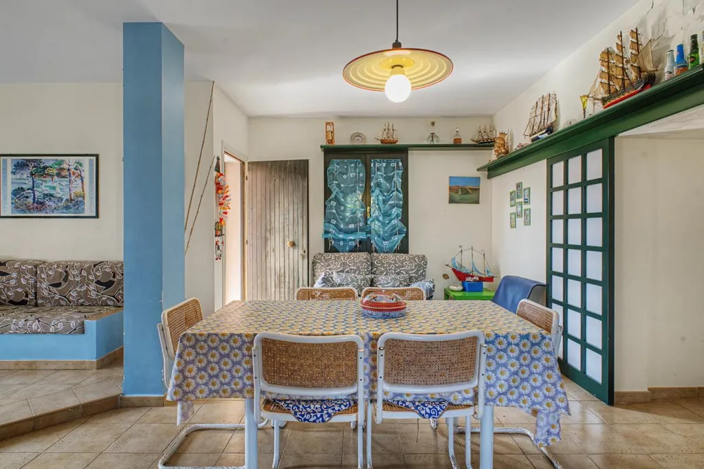 Salle à manger - Villa with Balcony in Bernalda Centre