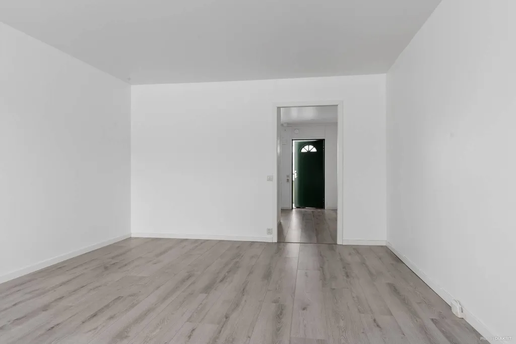 Pièces - Modernised Apartment with Balcony in Västra Götaland