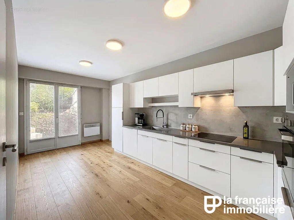 Appartement 5 pièces à Cesson-Sevigne