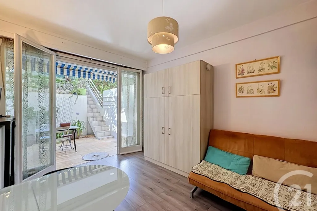 Elutuba - Studio with Terrace in Cannes Basse Californie