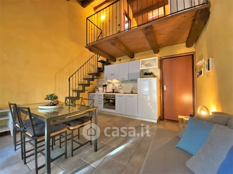 Söögituba - Studio with Balcony in Forlì's Historic Centre