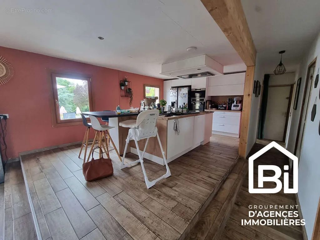 Kitchen - House with Pool in Tourville-sur-Odon