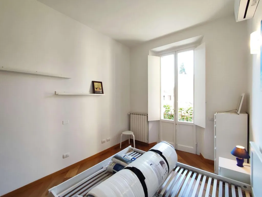 Rusticated Triplex with Garden in Florence