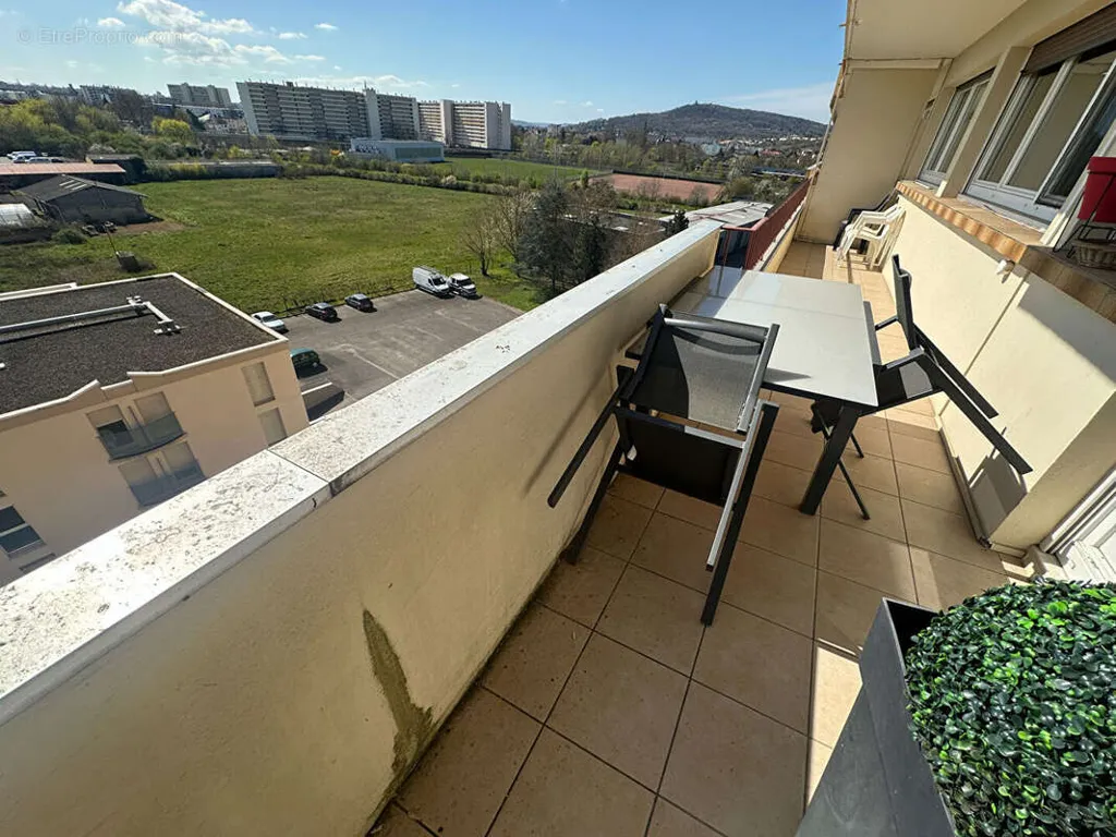 Balcon - Appartement avec Vue Cathédrale au 6ème Étage à Metz