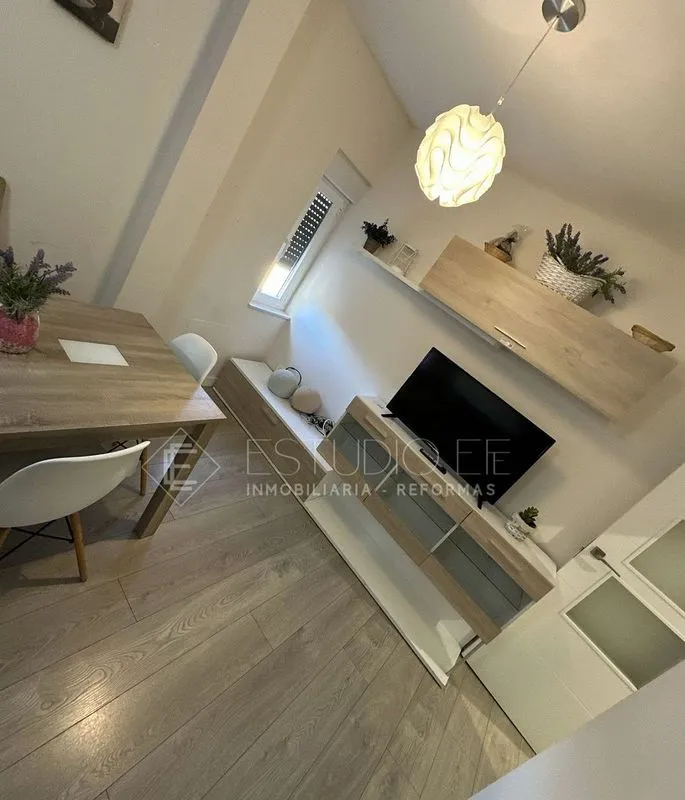 Salle à manger - Furnished Flat with Central Heating in Salamanca