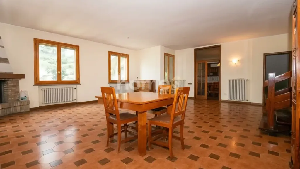 Salle à manger - Villa with Solar Panels in Albinea