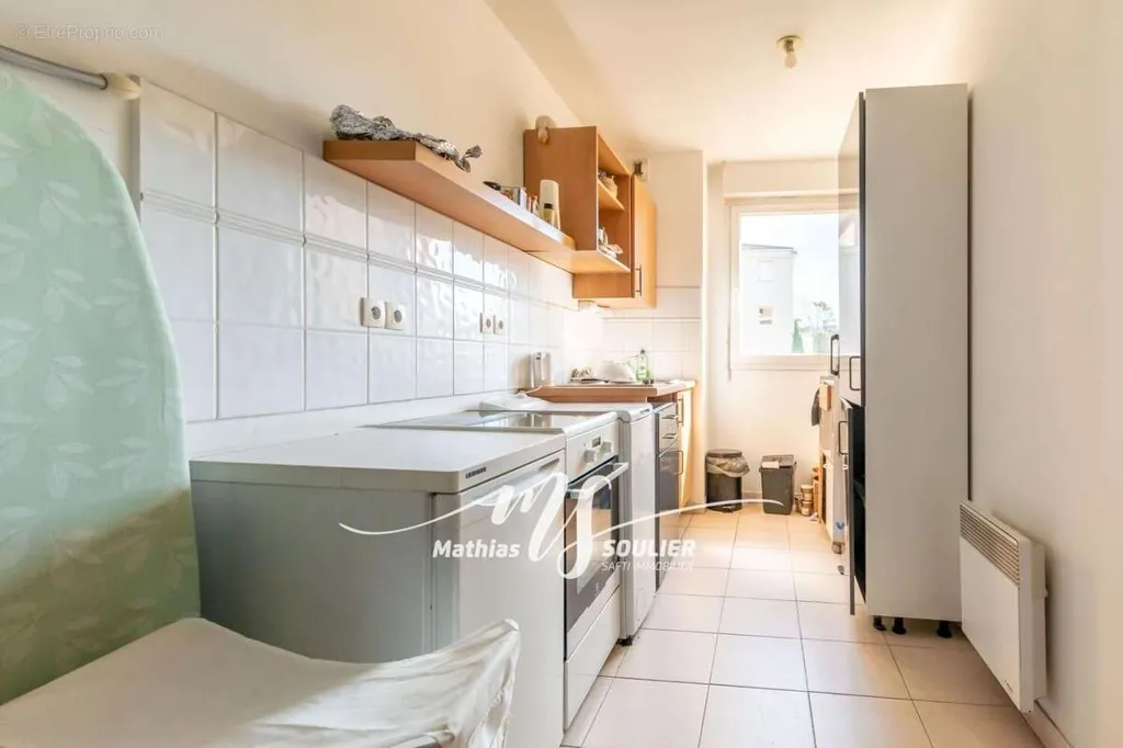 Cucina - T2 Apartment with Balcony in Aix-en-Provence