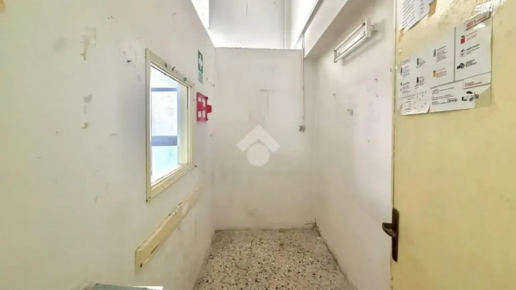 Entrée - Ground Floor Apartment with Courtyard in Cosenza