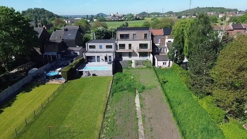 Vue aérienne - Appartement neuf avec terrasse à Châtelineau