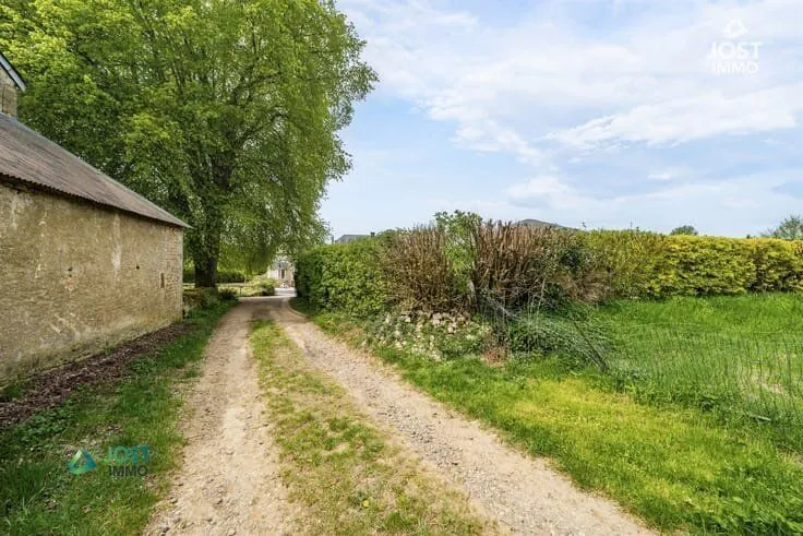 House with Development Potential in Wolkrange