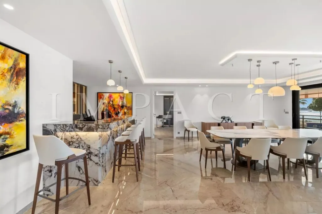 Salle à manger - Appartement de luxe avec terrasse à Cannes