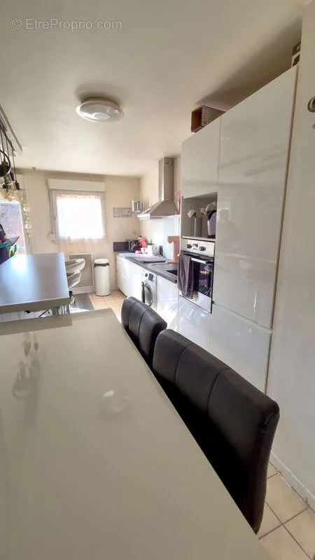 Cucina - Apartment with Parking in Central Location