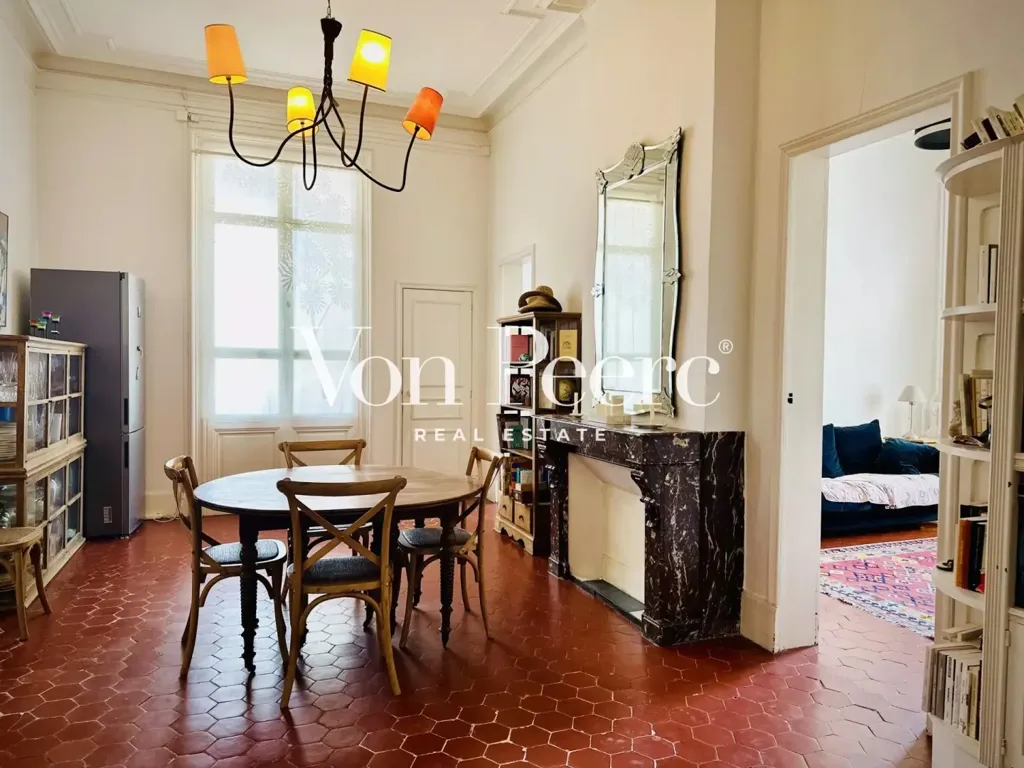 Salle à manger - Appartement Haussmannien avec Terrasse à Sète