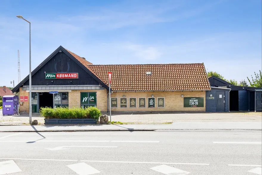 Extérieur - Mixed-Use Property with Business Area in Sønderborg