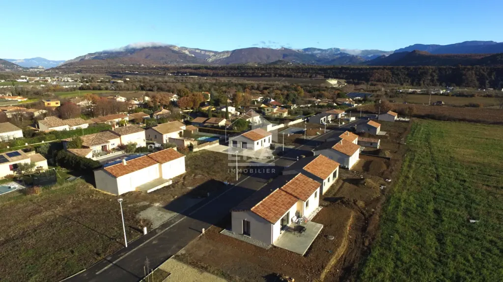 Õhuvaade - Buildable Plot with Garden in Aubignosc