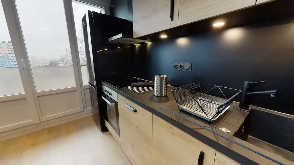 Cuisine - Appartement Meublé à Saint-Martin-d’Hères