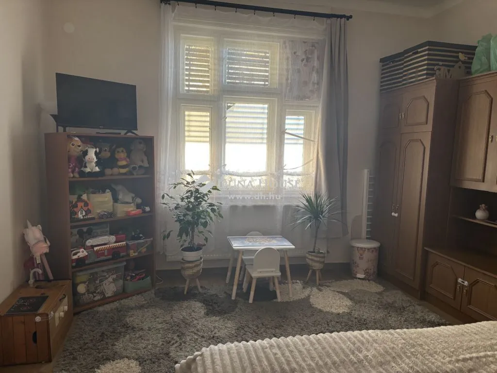 Camere da letto - Three-bedroom House with Garden in Budapest 20th District
