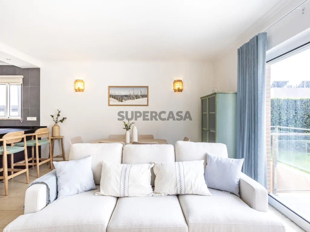 Séjour - Duplex T2 with Private Garden in Lagoa