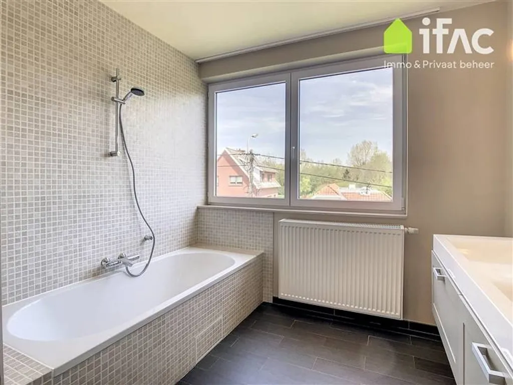Vannitoad - Rural Villa with Terrace in Overijse