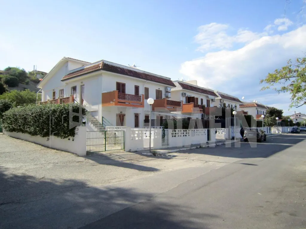Välivaade - Armed Bilocale with Sea View in Calopezzati