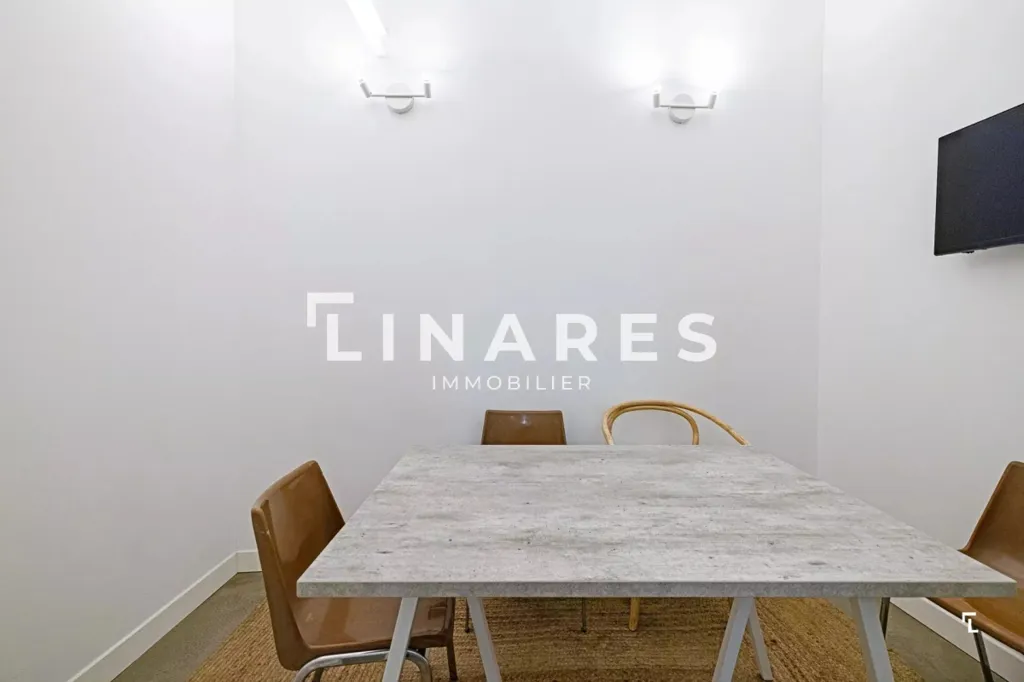 Salle à manger - Local Commercial dans le 6ème Arrondissement de Marseille