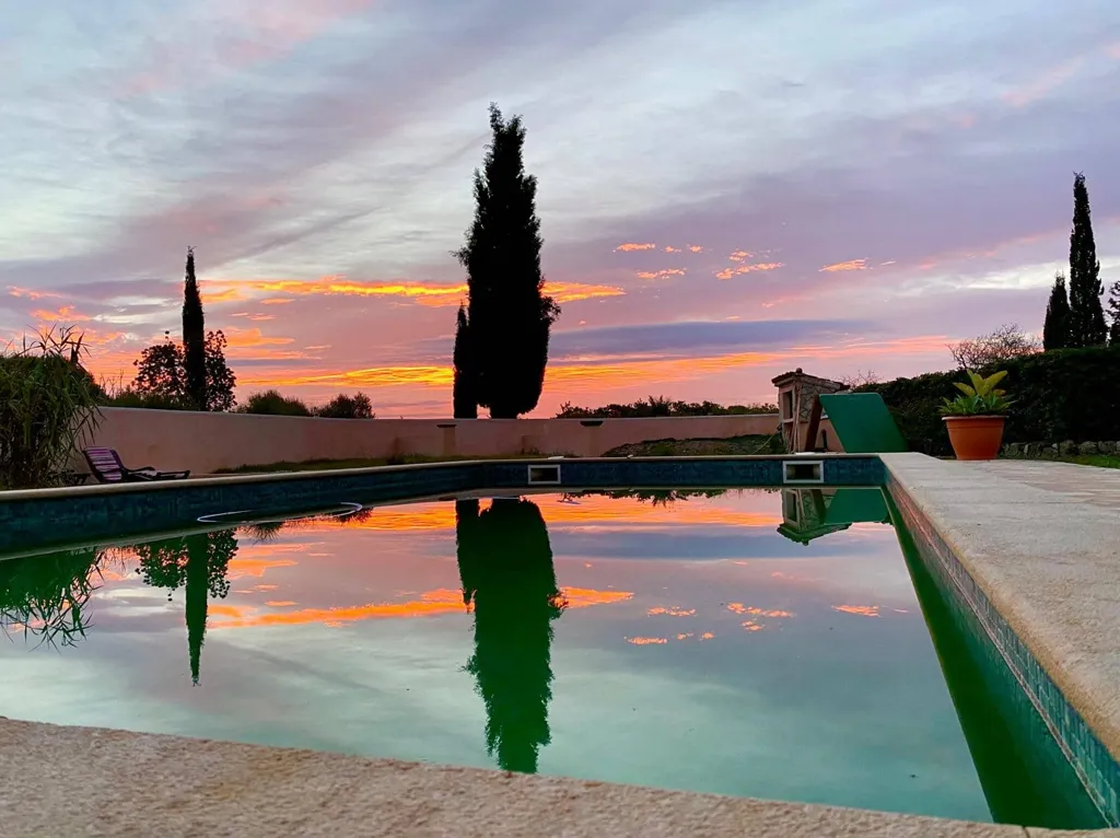 Piscine - Solar-Powered Country House with Mountain Views in Porreres