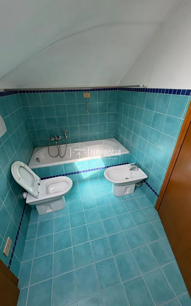 Salles de bain - Modernised 1-Bedroom in Central Sedico