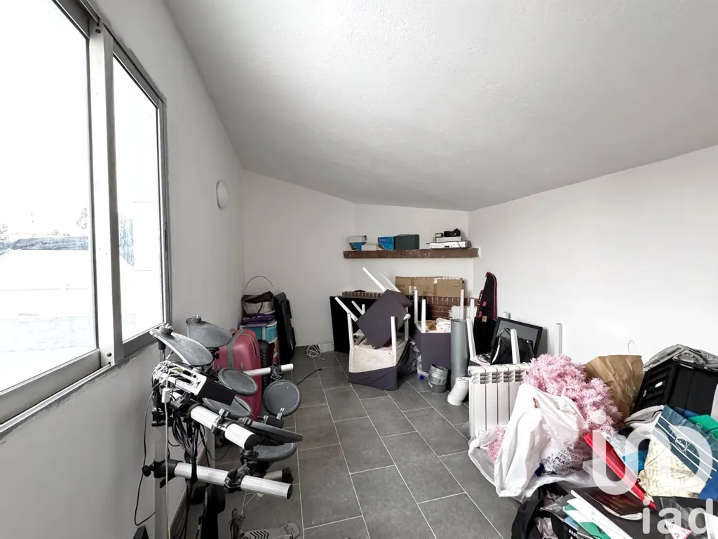 Garage - Twin-Storey House with Multiple Terraces in Cambrils