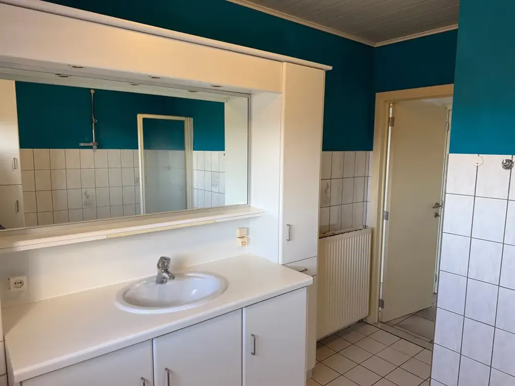 Vannitoad - Duplex Apartment with 4 Bedrooms in Brustem Centre