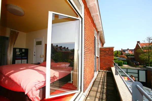 Balcon - Charming Corner Apartment with Balconies in The Hague