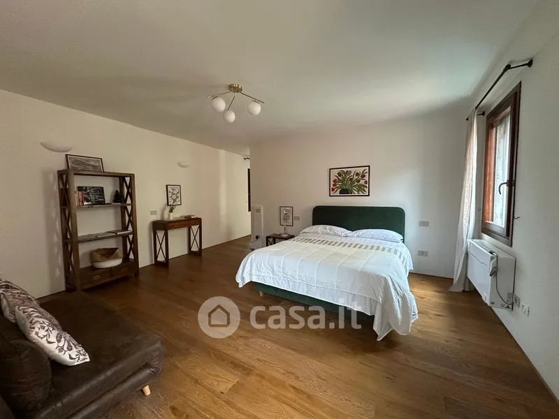 Camere da letto - Rustic Bilocale with Canal View in Venice