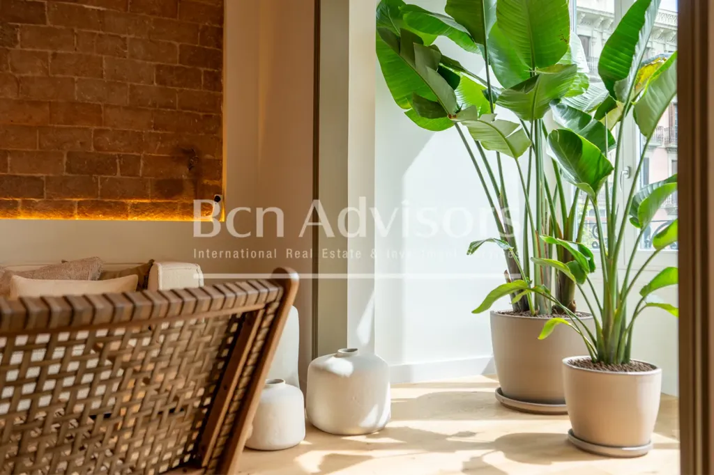 Elutuba - Refurbished Apartment with Original Features in Eixample
