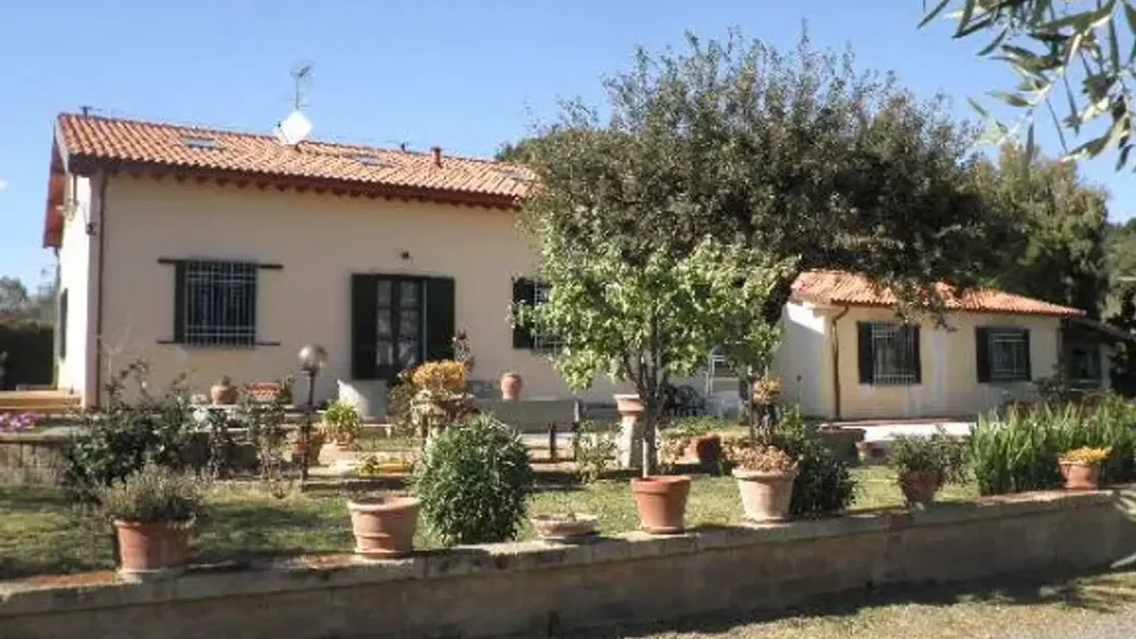 Välivaade - Villa with Pool and Panorama in Rosignano Marittimo