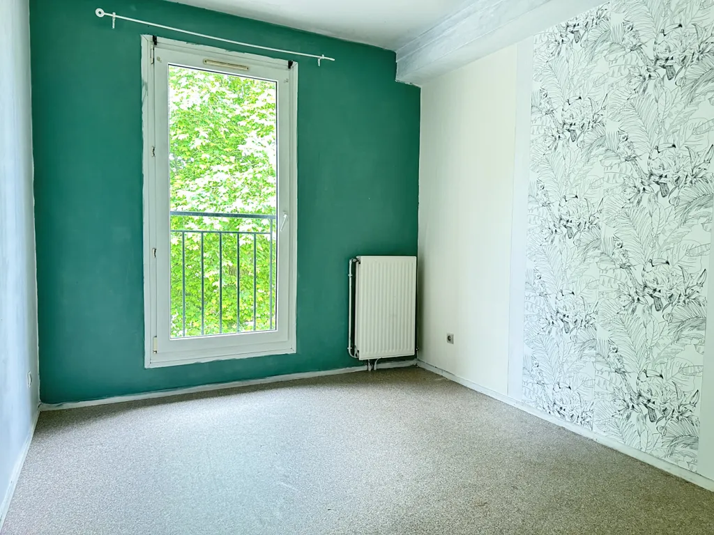 Pièces - Duplex de 3 Chambres en Centre-Ville à Saint-Leu-d'Esserent