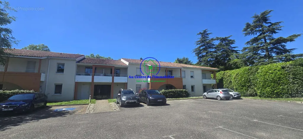 Exterior - Apartment with Terrace in Layrac