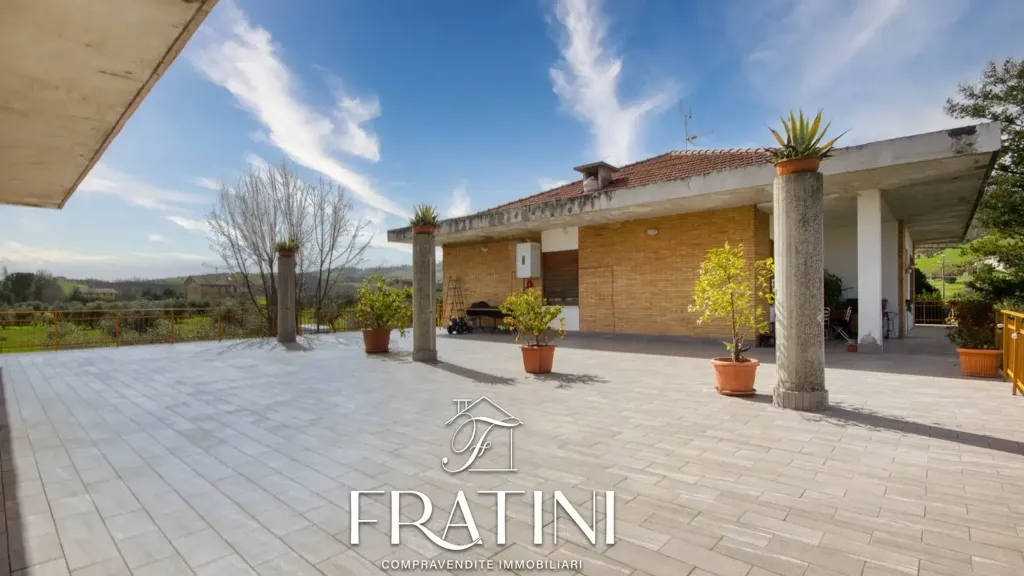 Terrace - Independent House with Panoramic Terrace in Sant'Egidio alla Vibrata