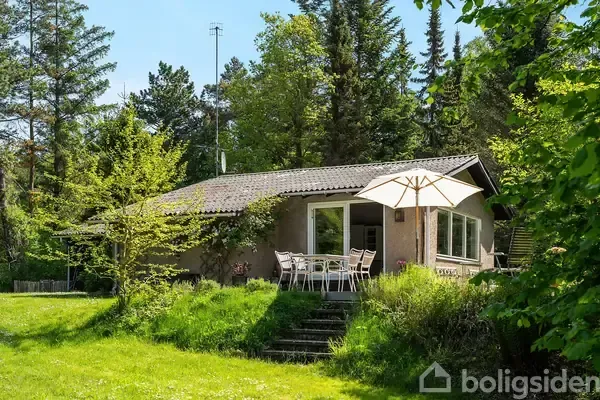 Garden - Cottage with Garden in Ordrup, Near Coast