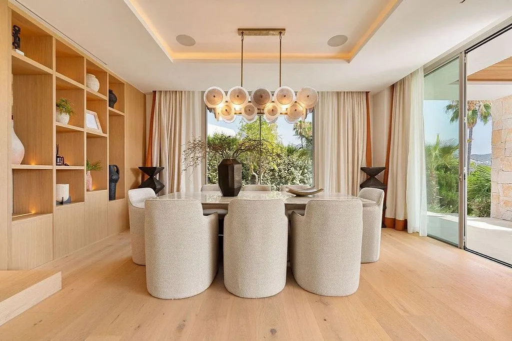 Söögituba - Modern Villa with Pool in Nueva Andalucía