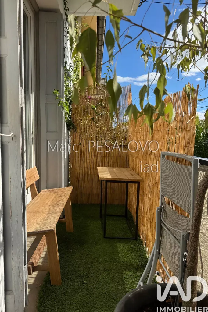 Balcony - Traversant Apartment with Balcony in Perpignan
