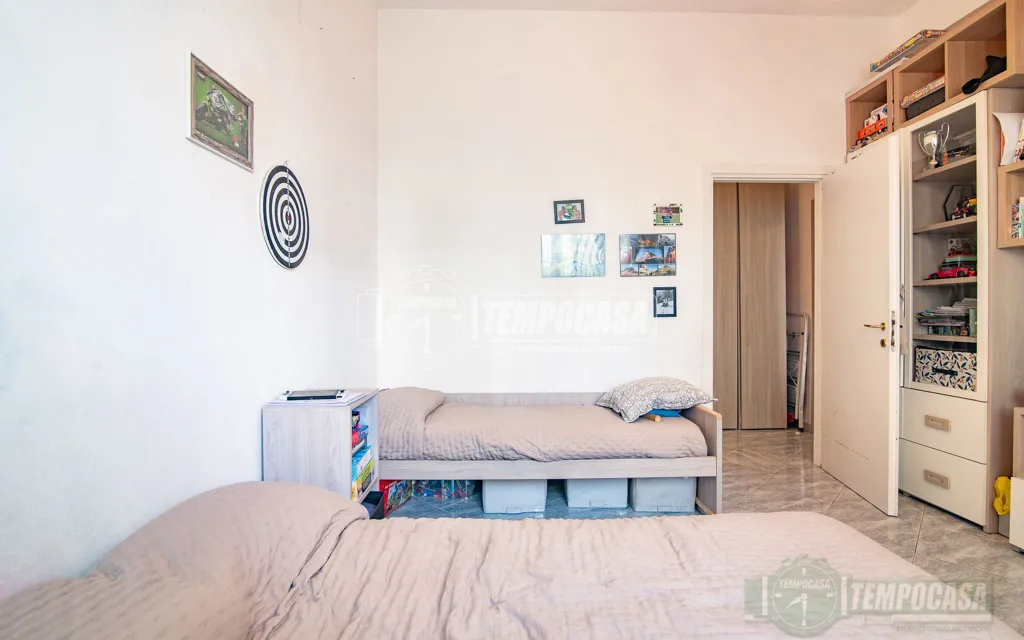 Chambres - Rustic-Style Flat with Central Heating in Sesto San Giovanni
