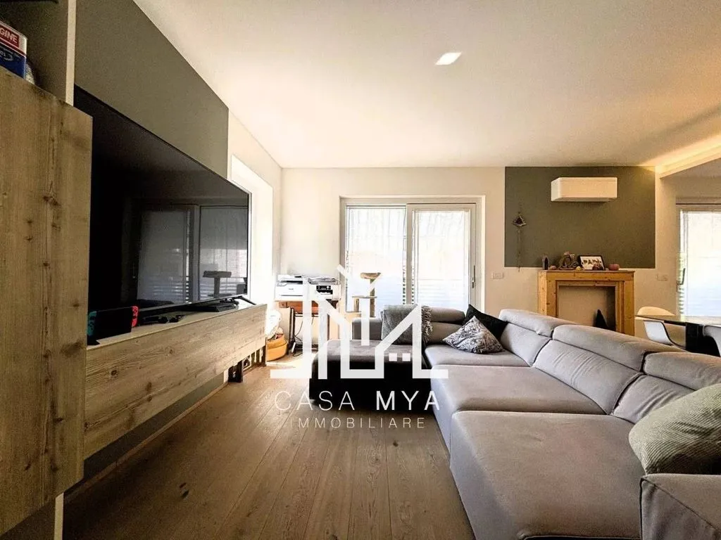 Elutuba - Luxury Villa with Private Garden in Laives