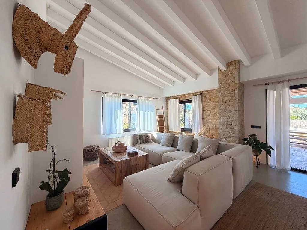 Soggiorno - Chalet with Pool in Vall-Llobrega