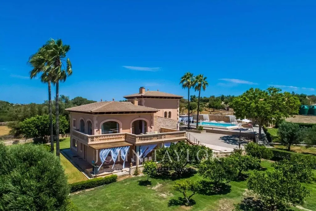 Õhuvaade - Luxury Villa with Pool in Santa Margalida