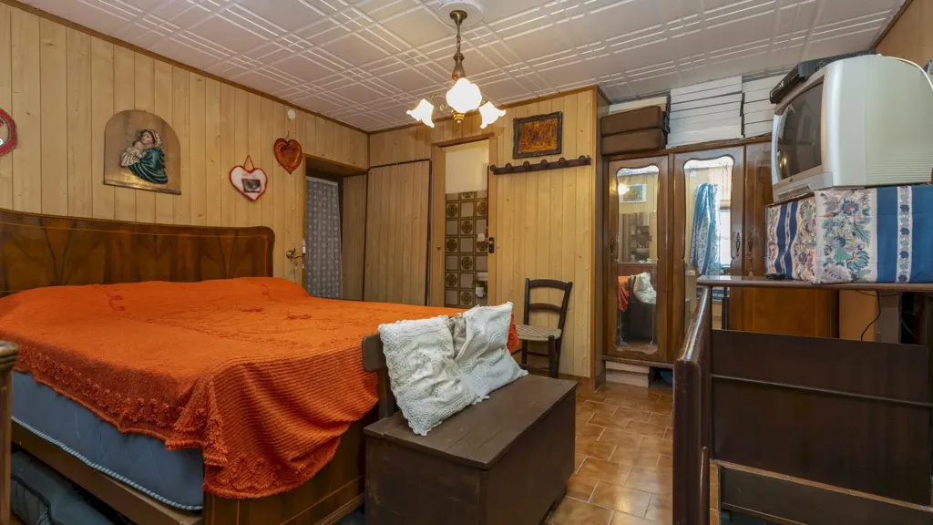 Chambres - Rustic Cottage with Woodland View in Roccabruna