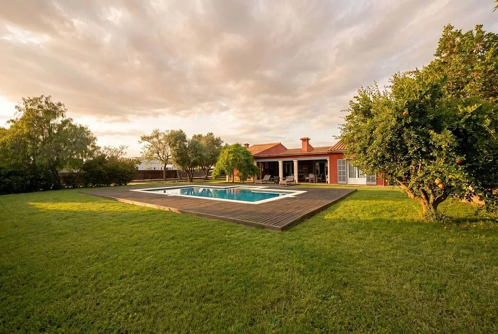 Pool - Single-Storey Villa with Pool in Sa Planera