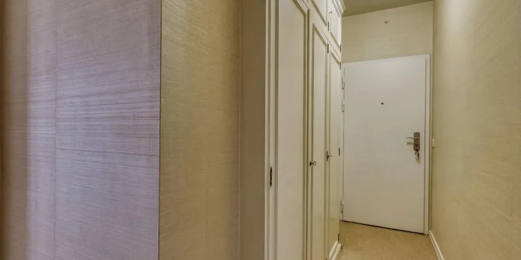 Entrée - Appartement Studio avec Garage à Sint-Pieters-Woluwe