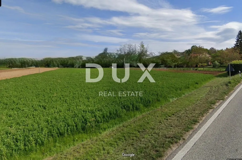 Jardin - Buildable Land with Historic Setting in Gračišće, Istra