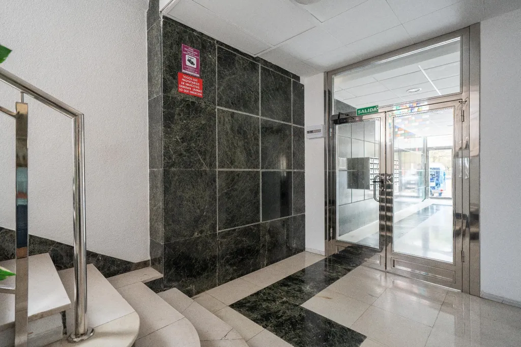 Esik - Apartment with Terrace in Benidorm
