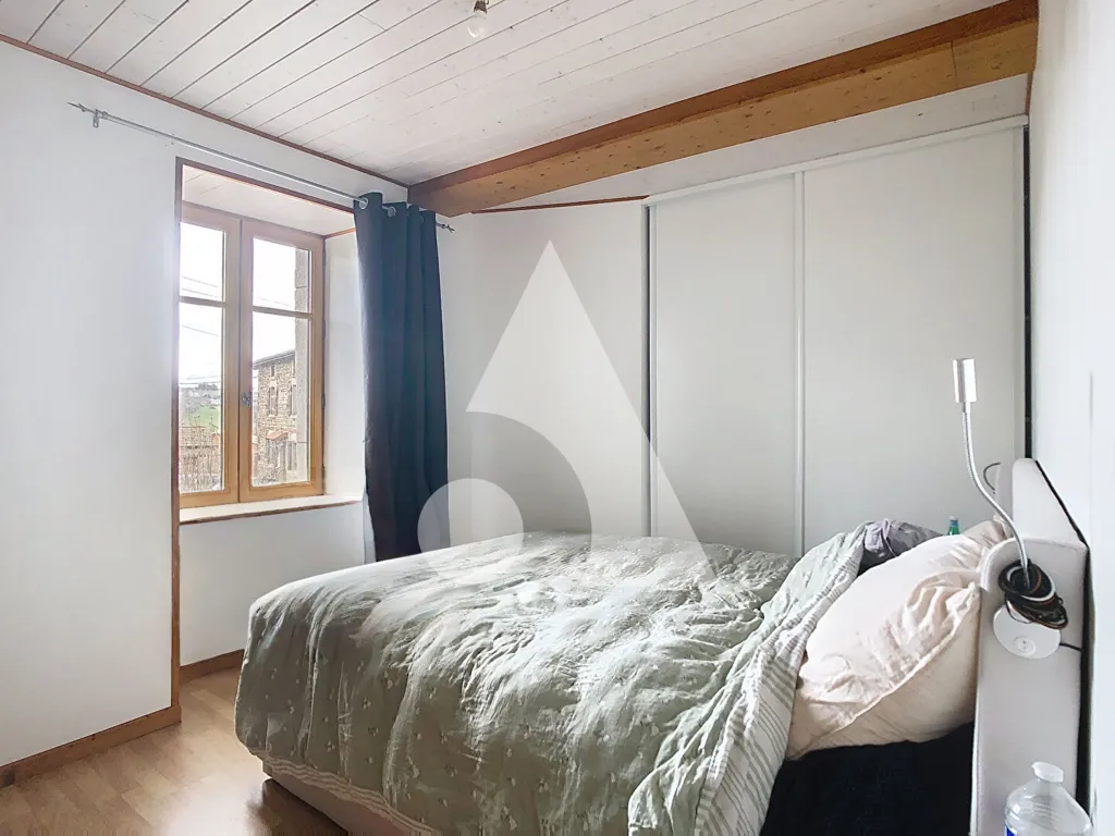 Camere da letto - Flat with Garden in Larajasse
