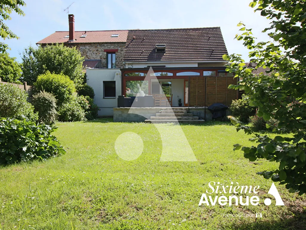 Jardin - Maison avec terrasse et jardin à Lardy